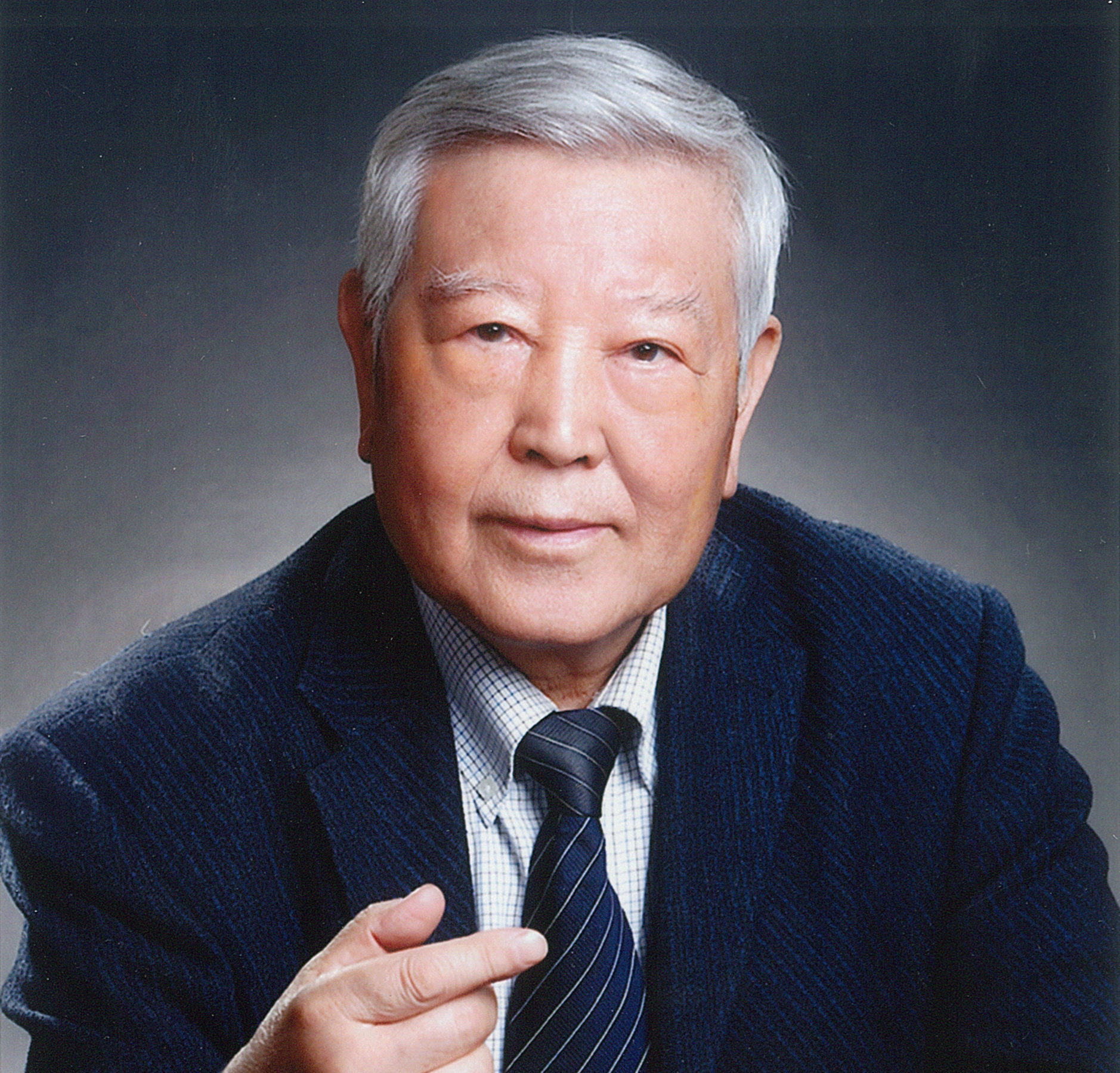 Zhongxian Zhao